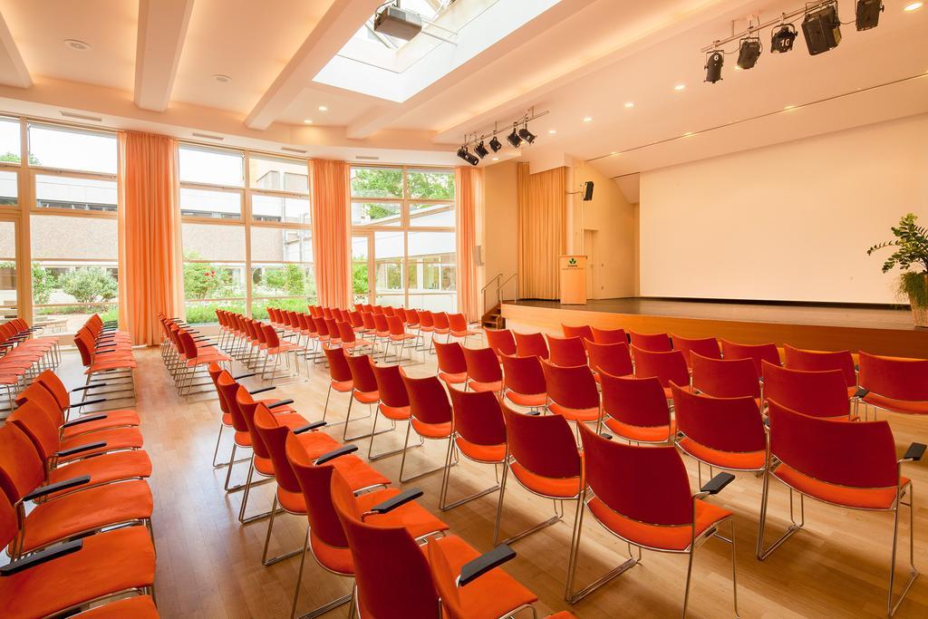 Gda Hotel Neustadt An Der Weinstrasse Bagian luar foto