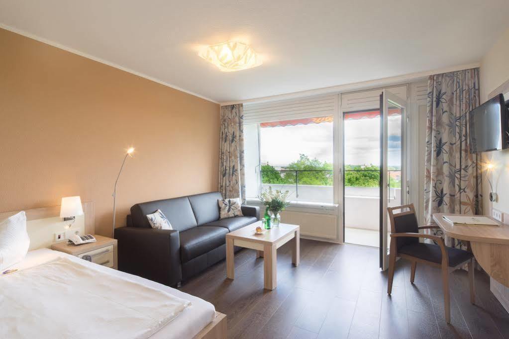 Gda Hotel Neustadt An Der Weinstrasse Bagian luar foto